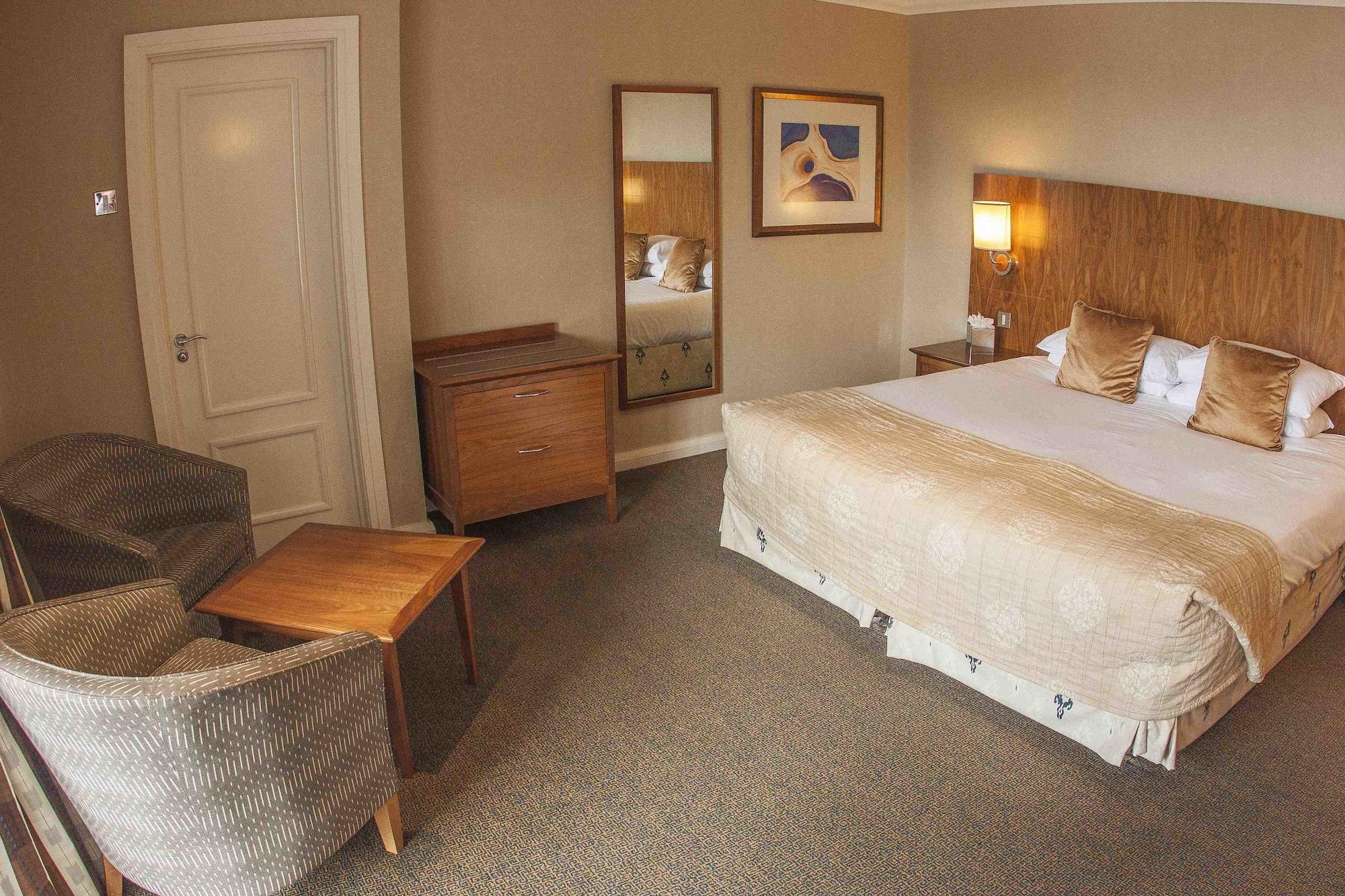 Hotel Harbour Heights