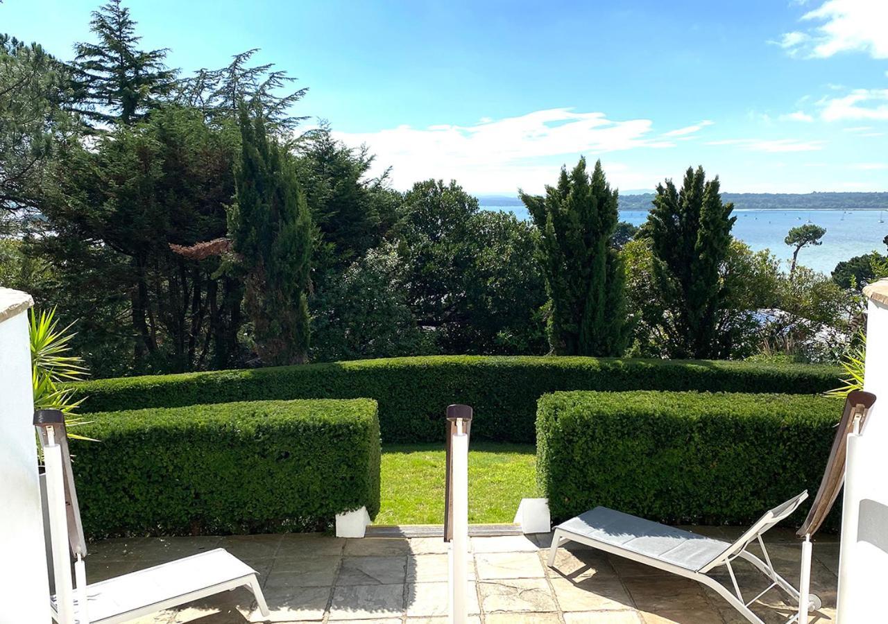 Harbour Heights 4*