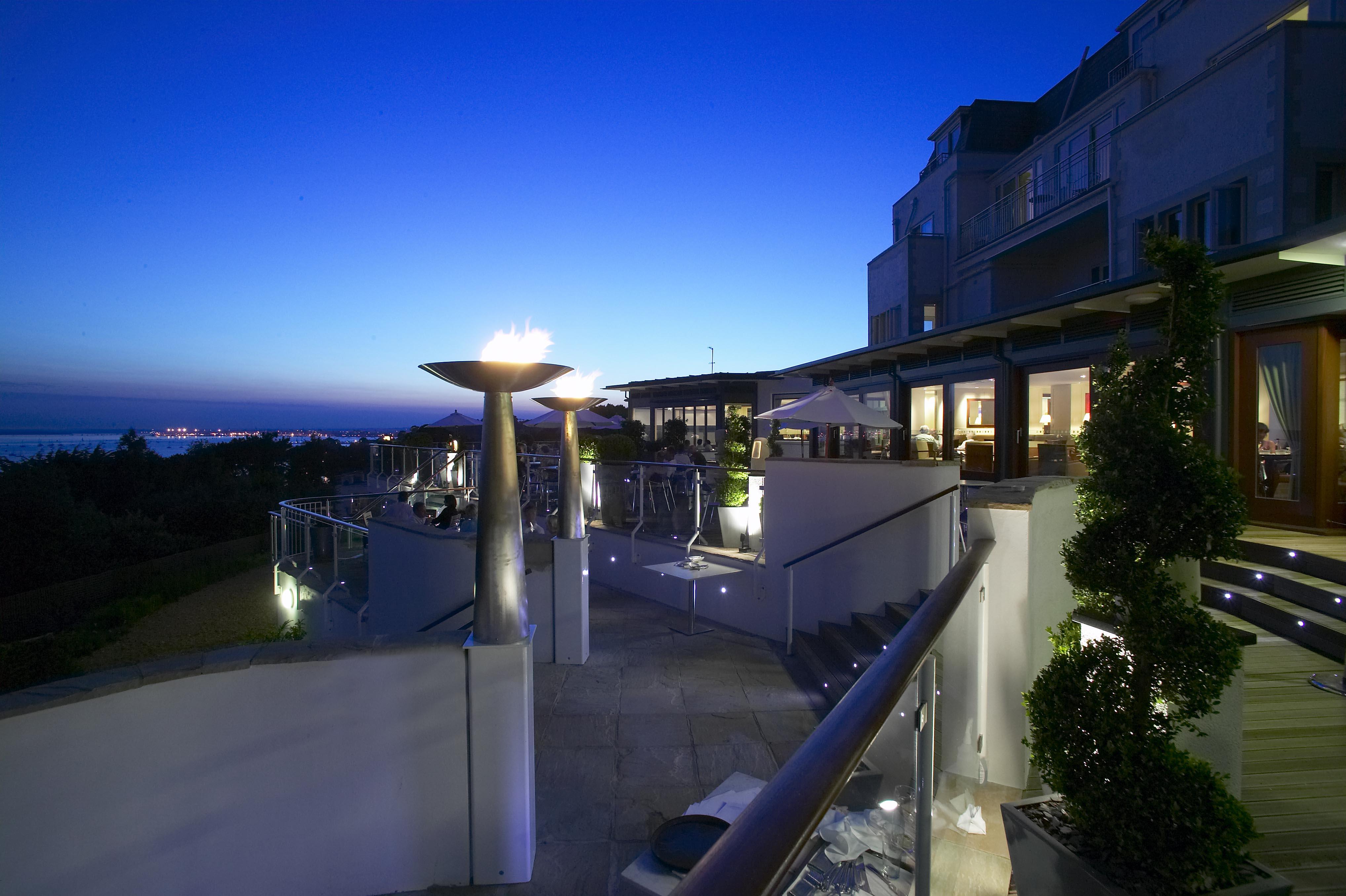 Отель Harbour Heights 4*