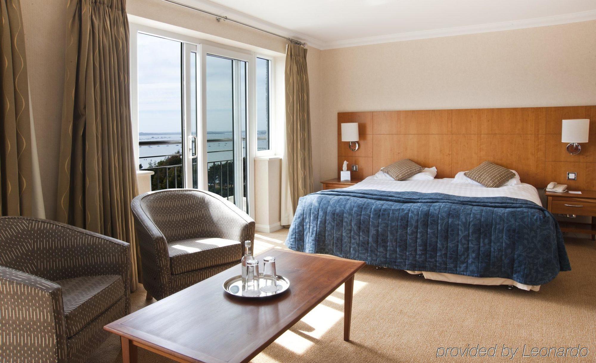 Harbour Heights Отель Пул