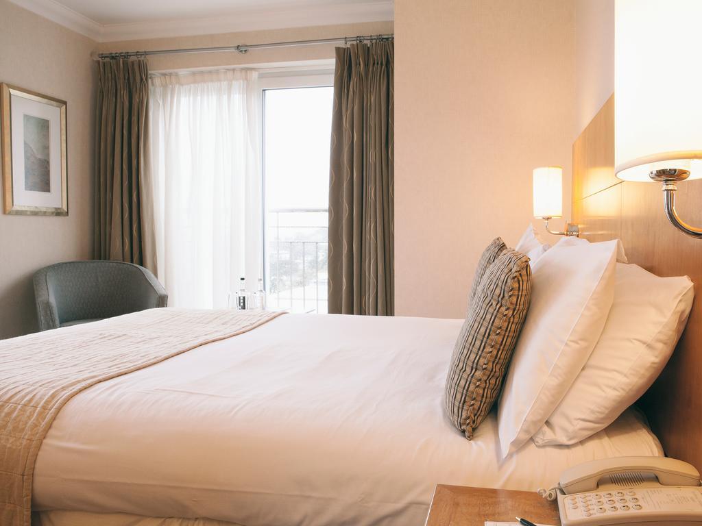 Отель Harbour Heights Пул