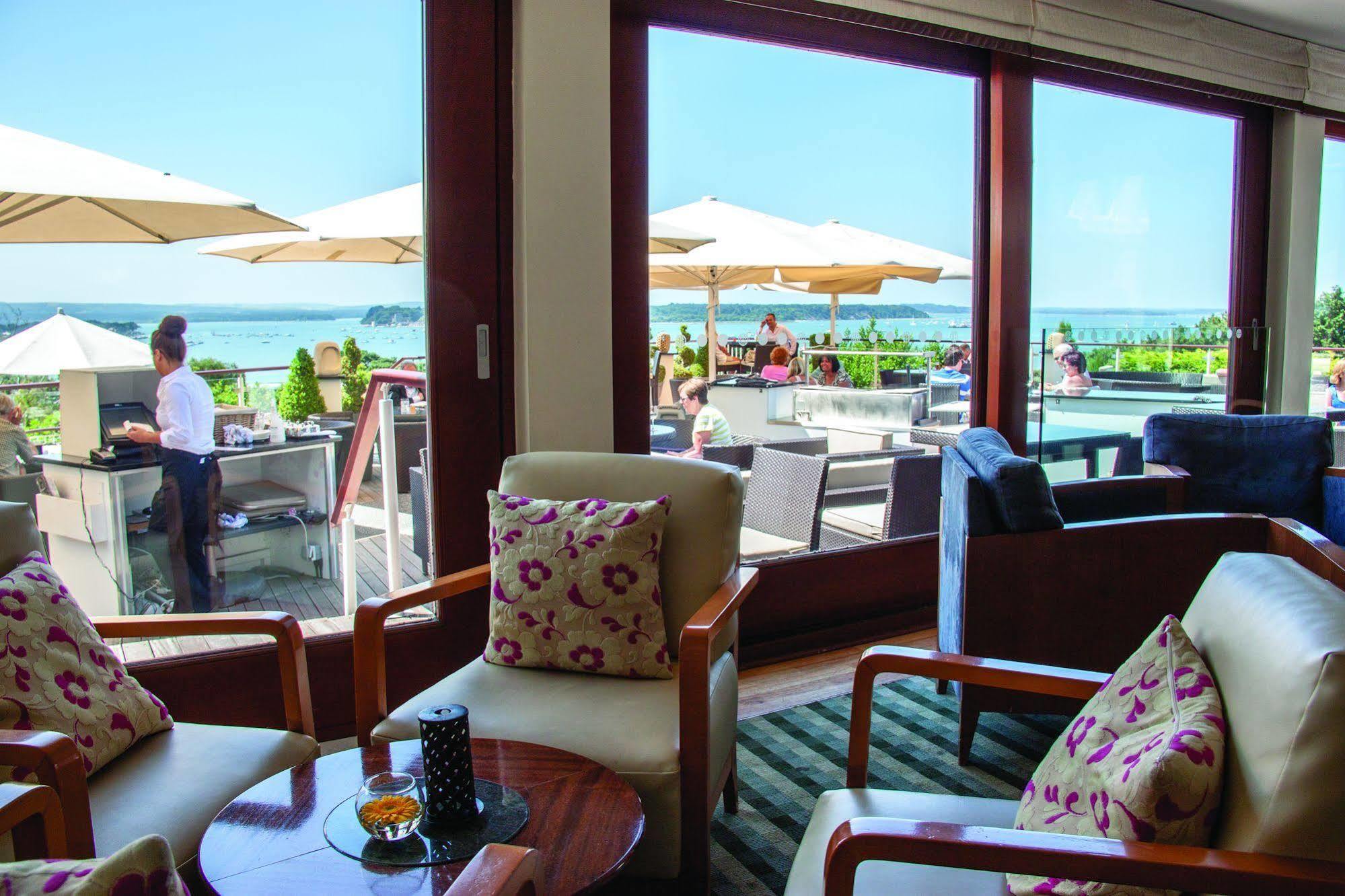 Отель Harbour Heights 4*